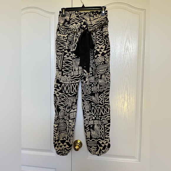 Denim - Black and Tan Geometric Print Pants Size Small
